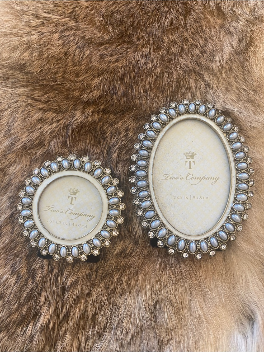 Round & Oval Photo Frames with faux pearls and Australian crystals New in boxes